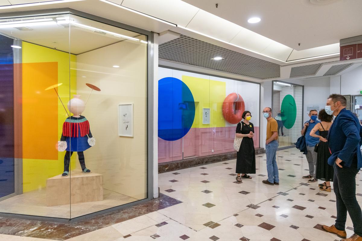 Virginie Barré, "Simone", 2017. Exhibition view "Tout doit disparaitre", 2021. Photo Frédéric Deval